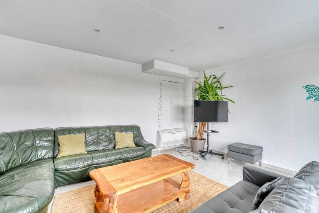 Photo of Others in Jonage