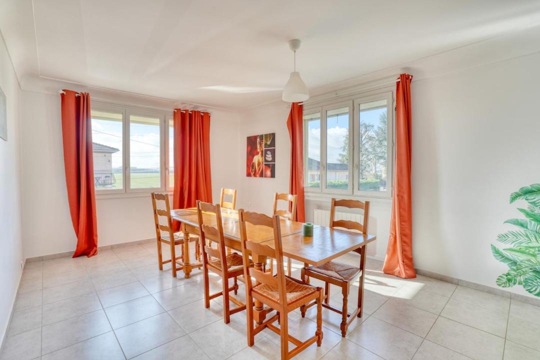 Photo of Others in Jonage