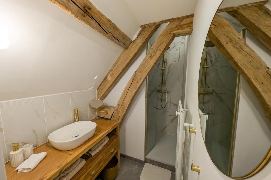 Photo of Bathroom in Longmesnil