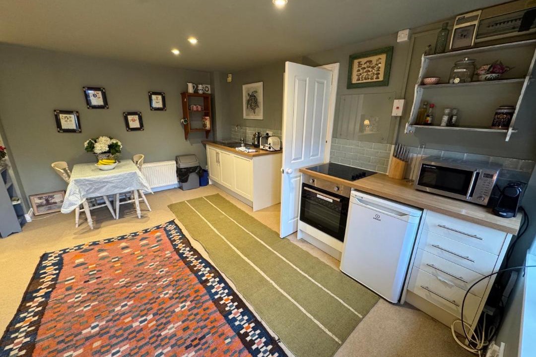 Photo of Others in Mapledurwell