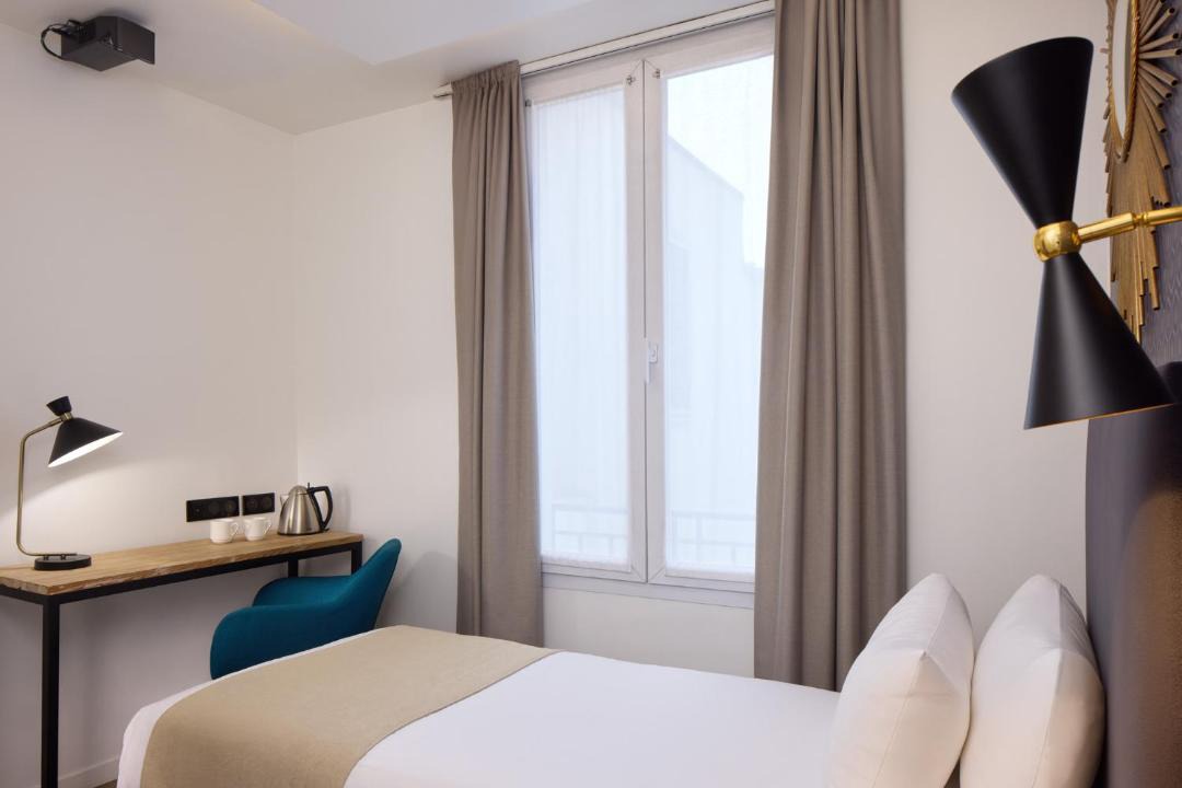 Photo of Others in Auteuil