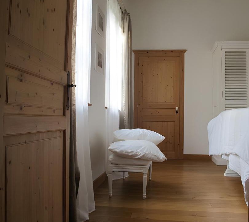 Photo of Bedroom in Saint-Hubert