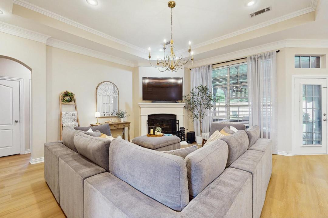 Photo of Livingroom in Sachse