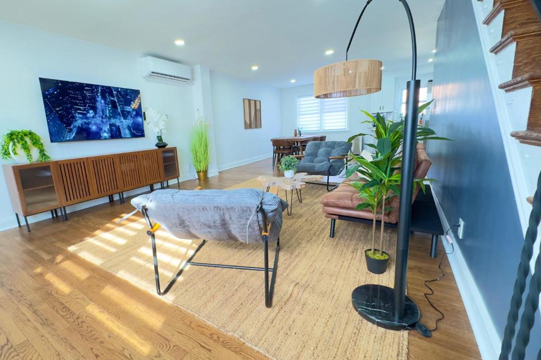 Photo of Others in Foxcroft Square