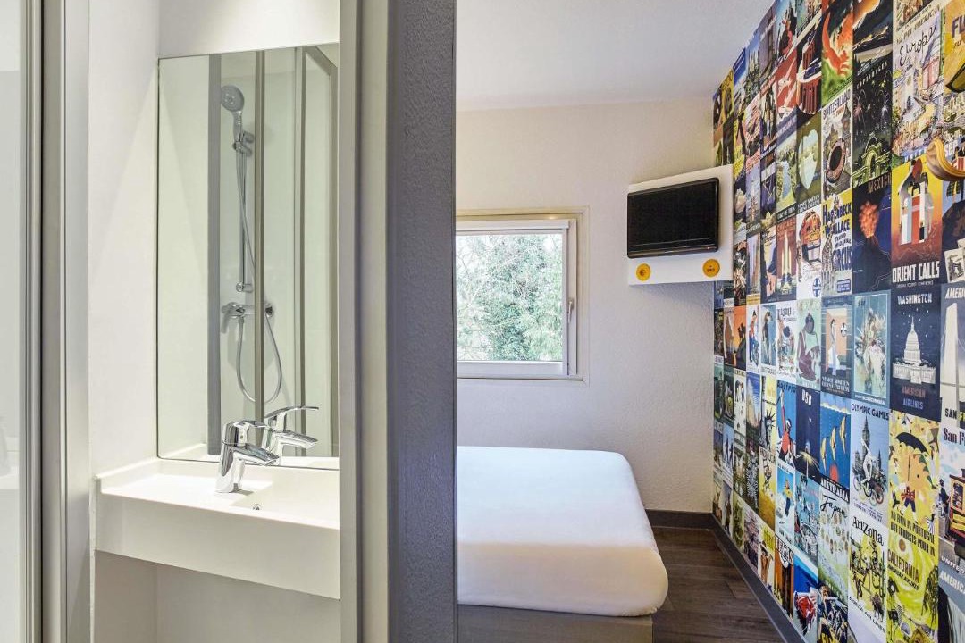 Photo of Others in Les Ulis