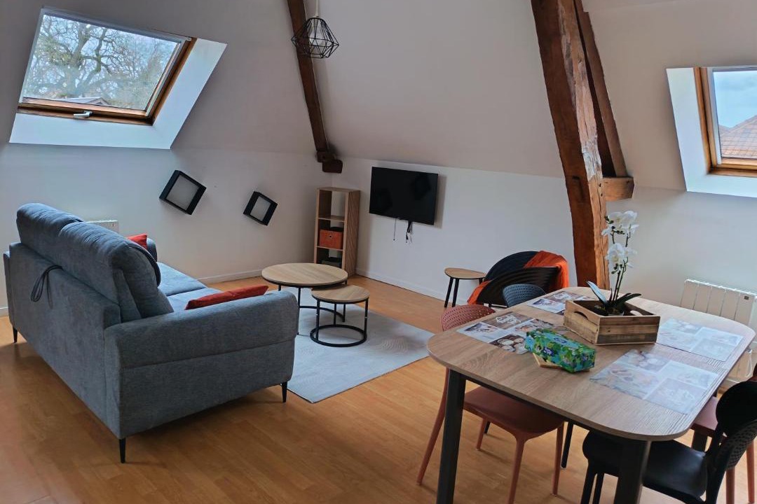 Photo of Others in Oize