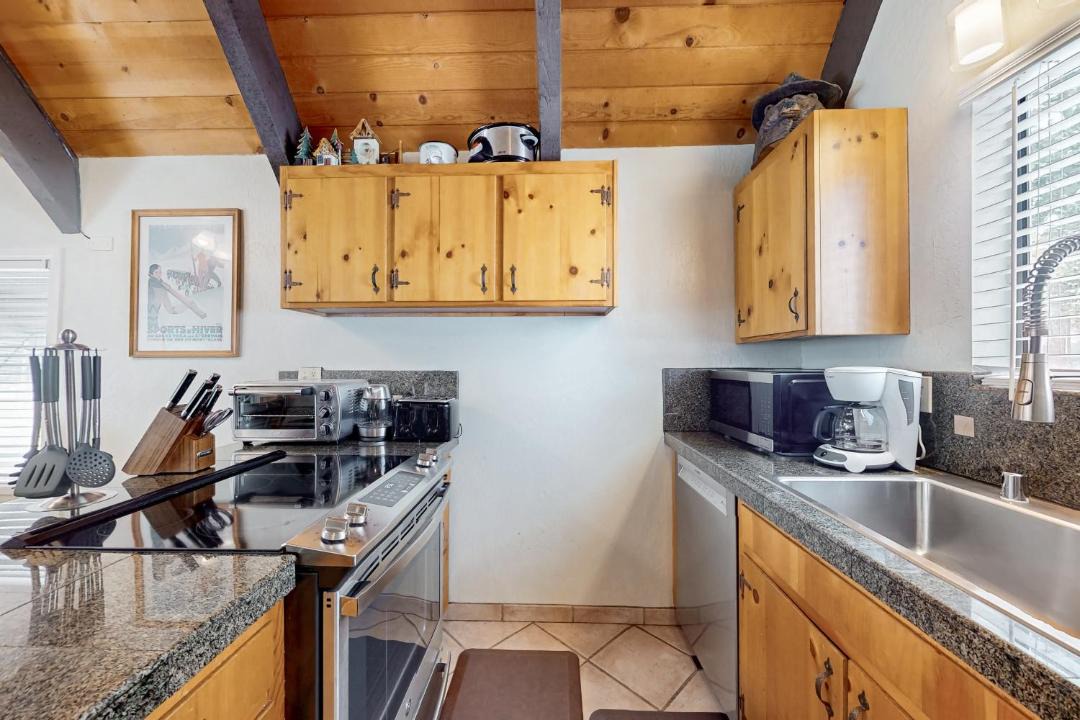 Photo of Kitchen in Mammoth Lakes