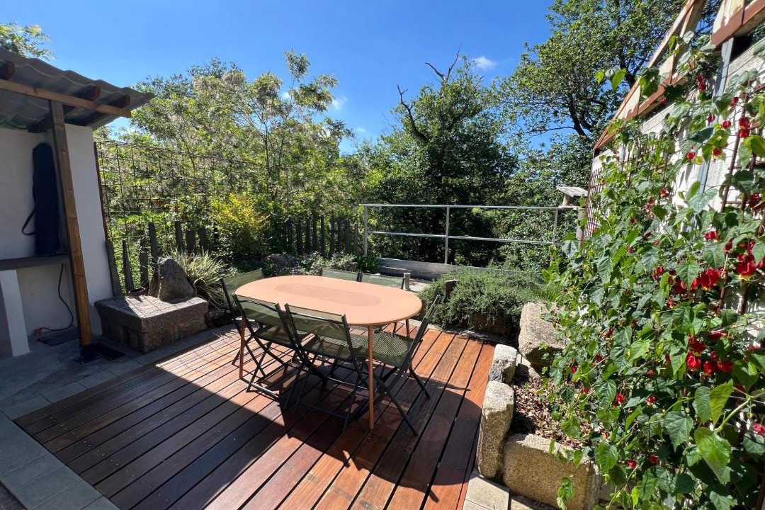 Photo of Patio Balcony in Montfaucon-Montigne