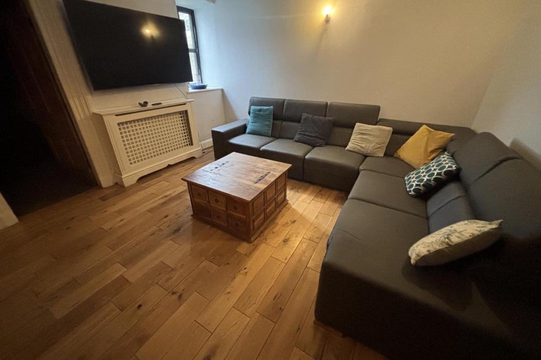 Photo of Others in Dwyran