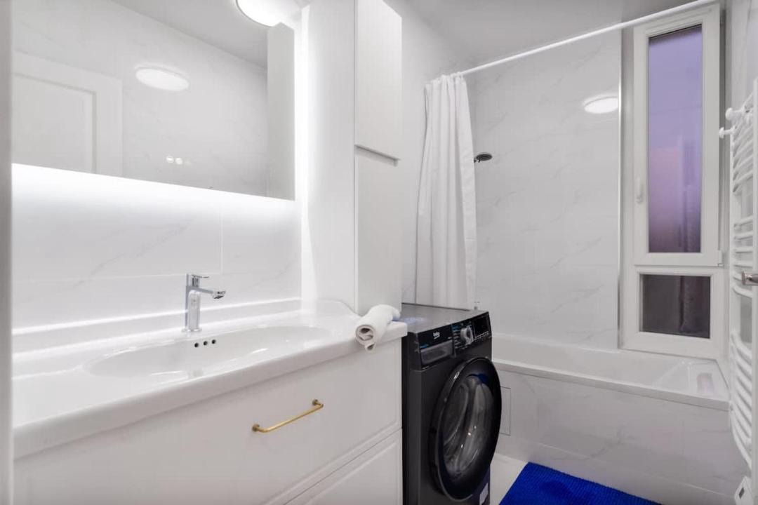 Photo of Bathroom in Pantin