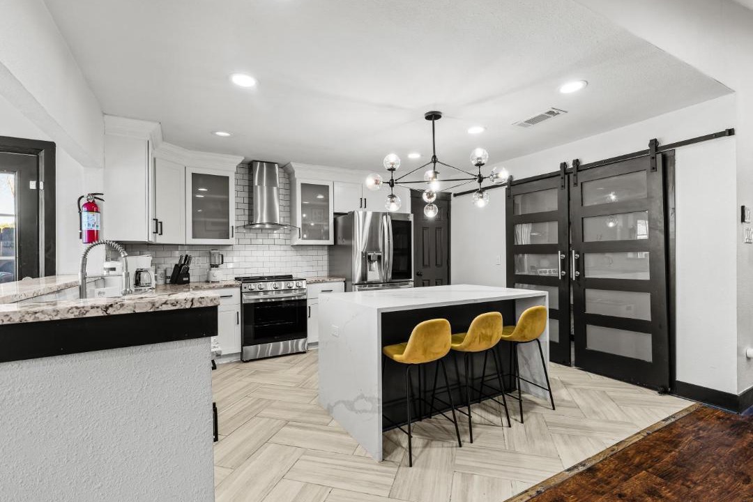 Photo of Kitchen in North Central Carrollton