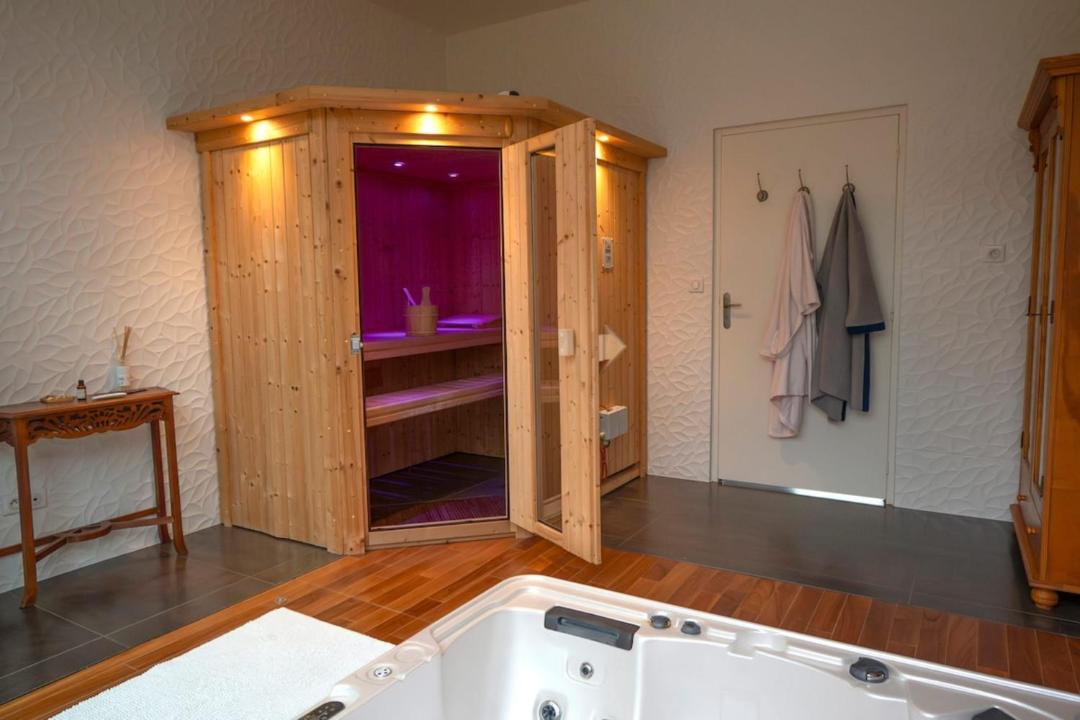 Photo of Bathroom in Saint-Prest