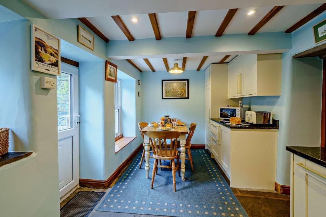 Photo of Others in Gayle