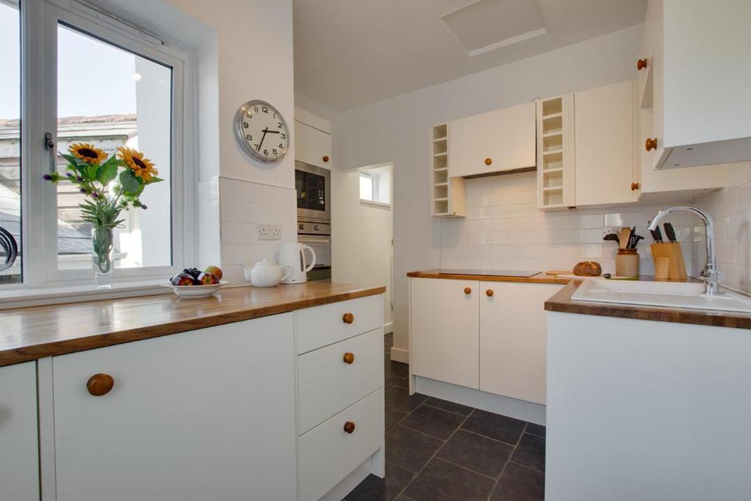 Photo of Others in Gweek