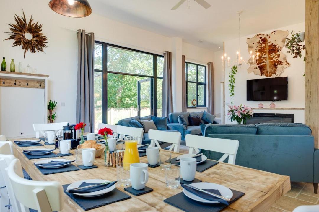 Photo of Others in Melton Constable