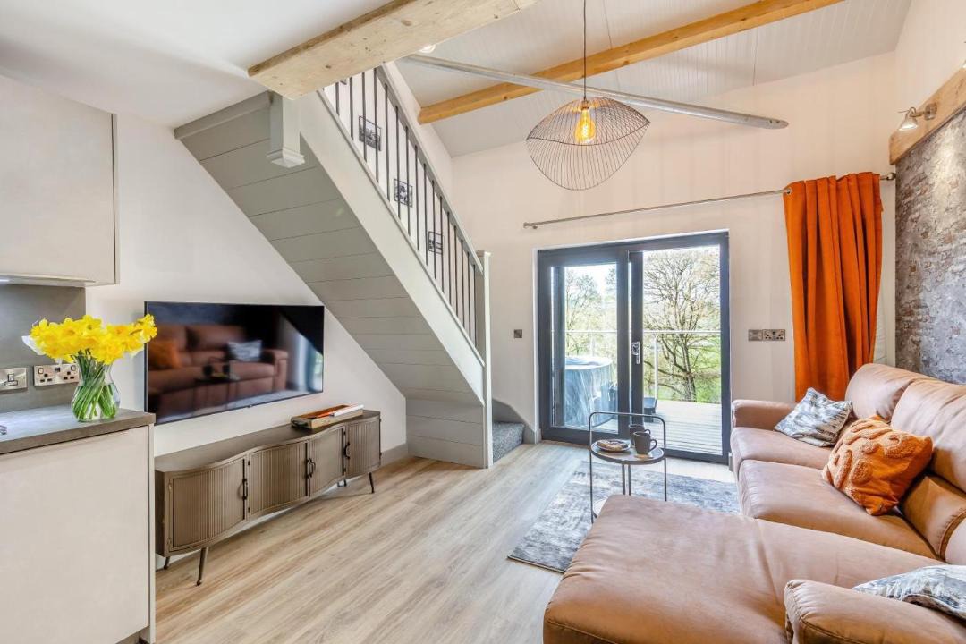 Photo of Others in Kingswood