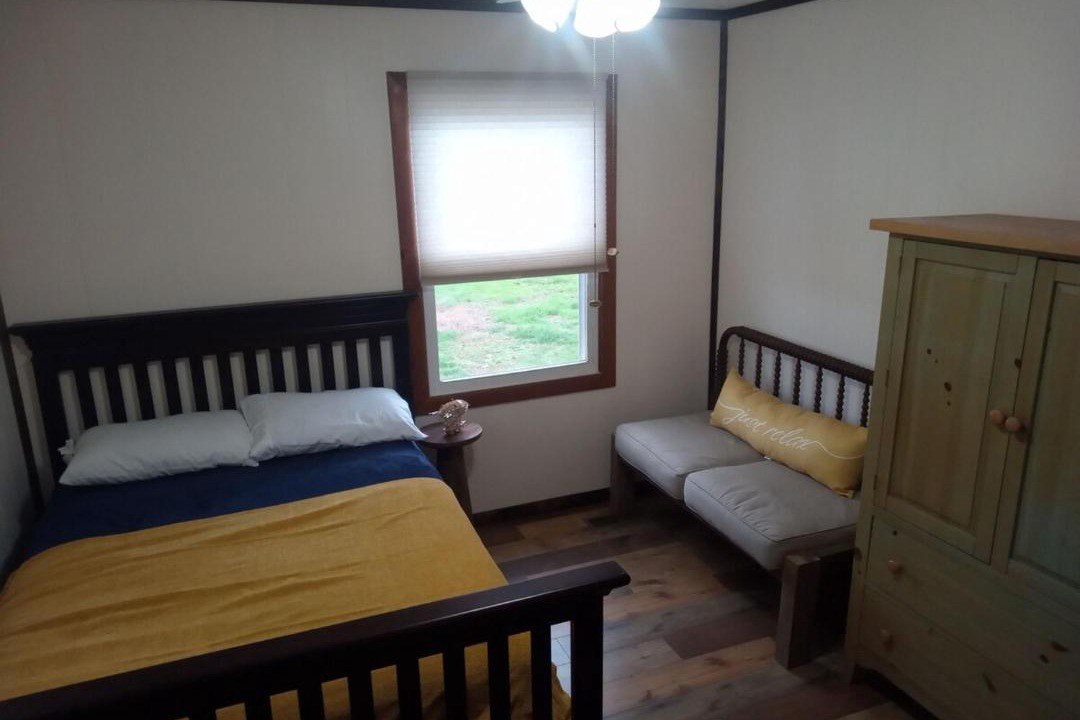 Photo of Bedroom in Mohawk