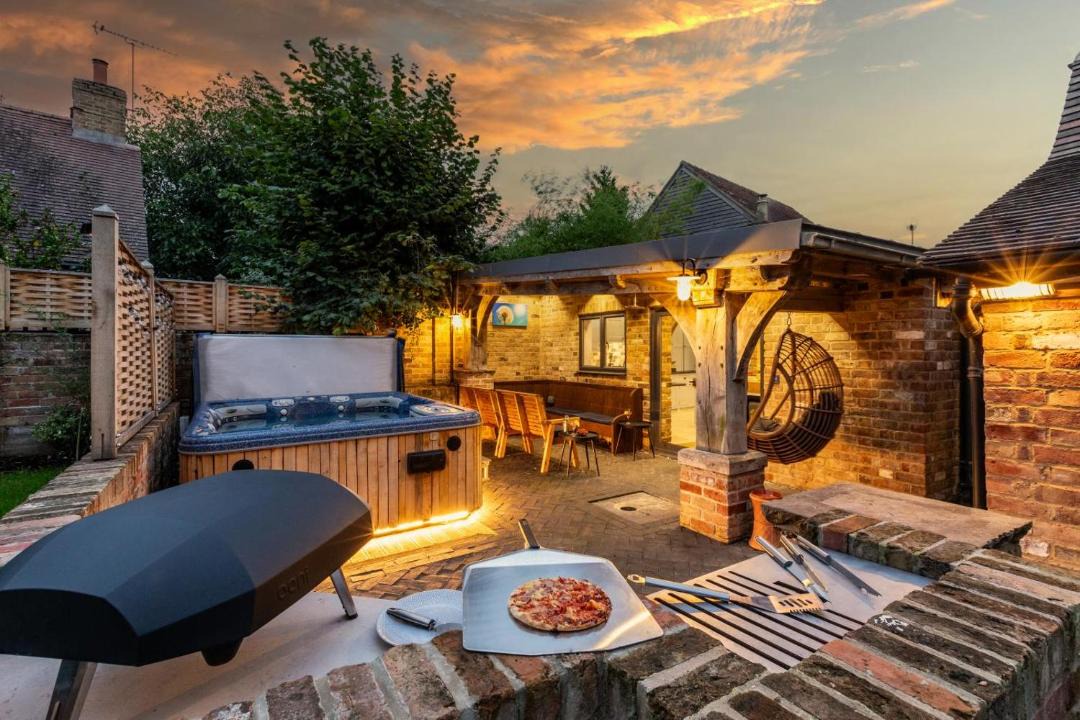 Photo of Others in Dursley