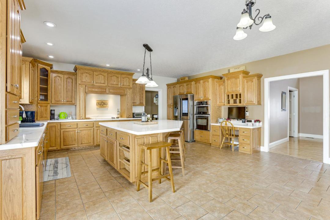 Photo of Kitchen in Summit Station