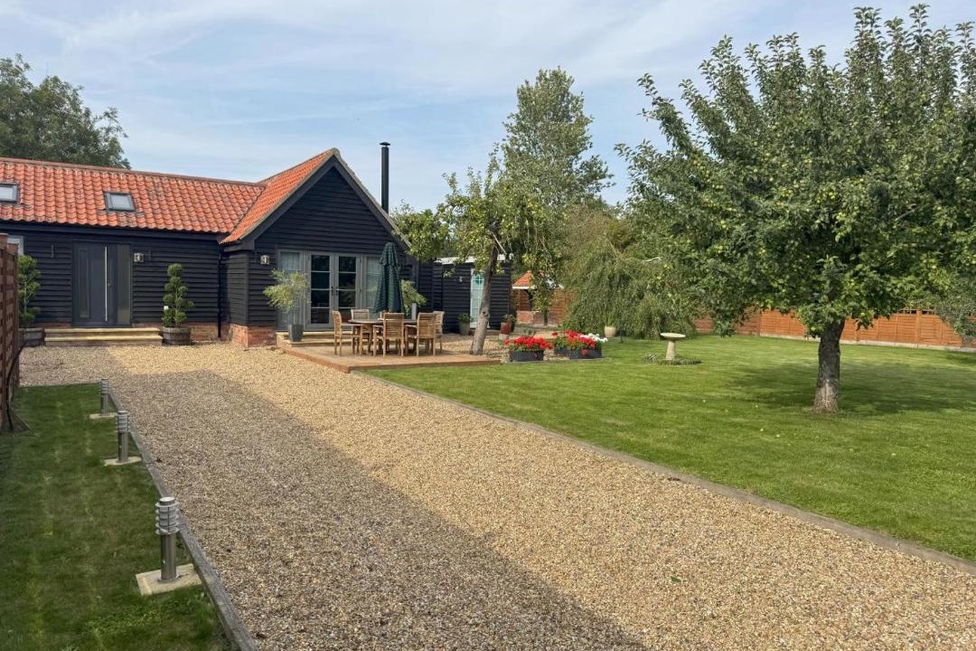 Photo of Others in Diss