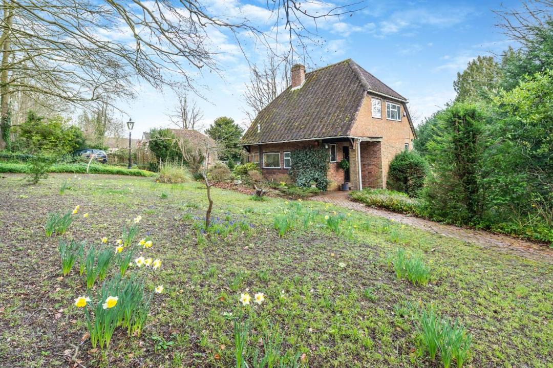 Photo of Others in Charing