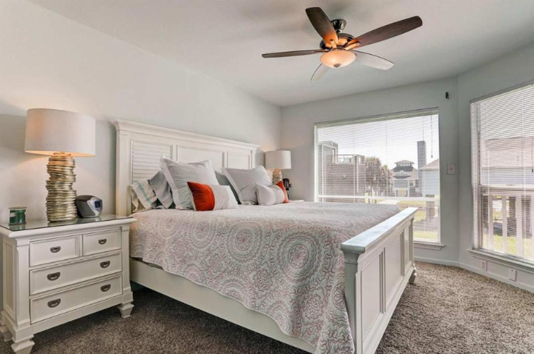 Photo of Bedroom in Galveston
