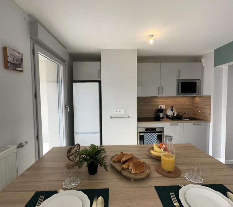 Photo of Kitchen in Center