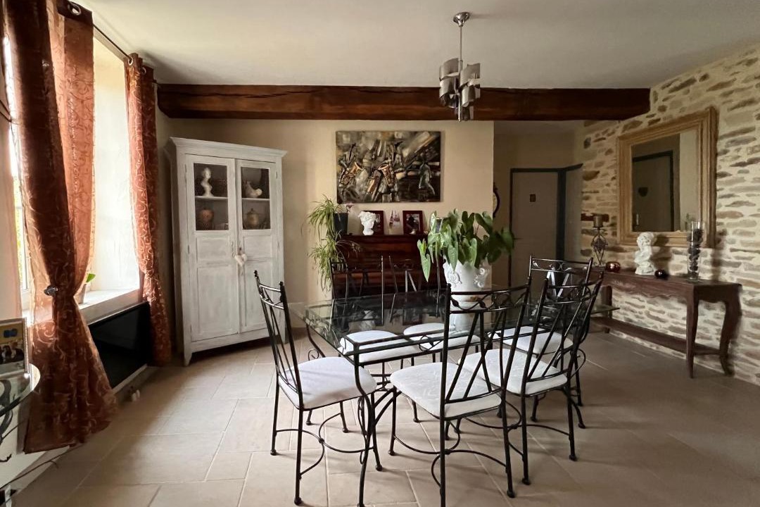 Photo of Others in Praslin