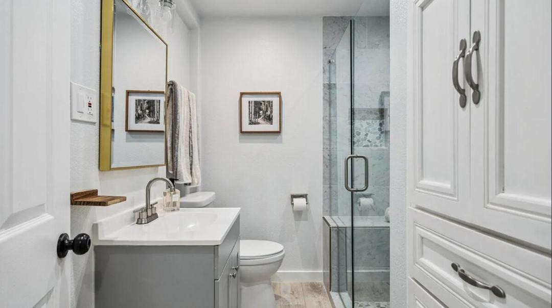 Photo of Bathroom in Oak Cliff