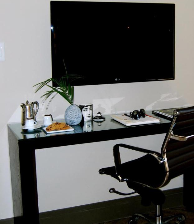 Photo of Livingroom in East Hollywood