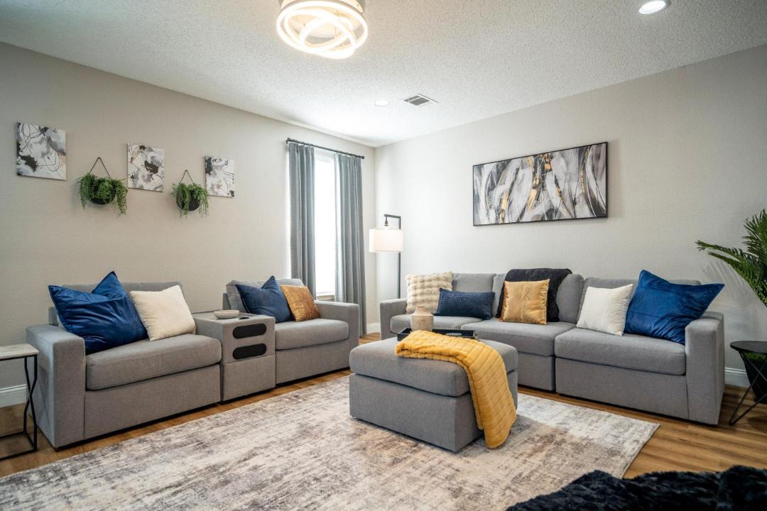Photo of Livingroom in Allen