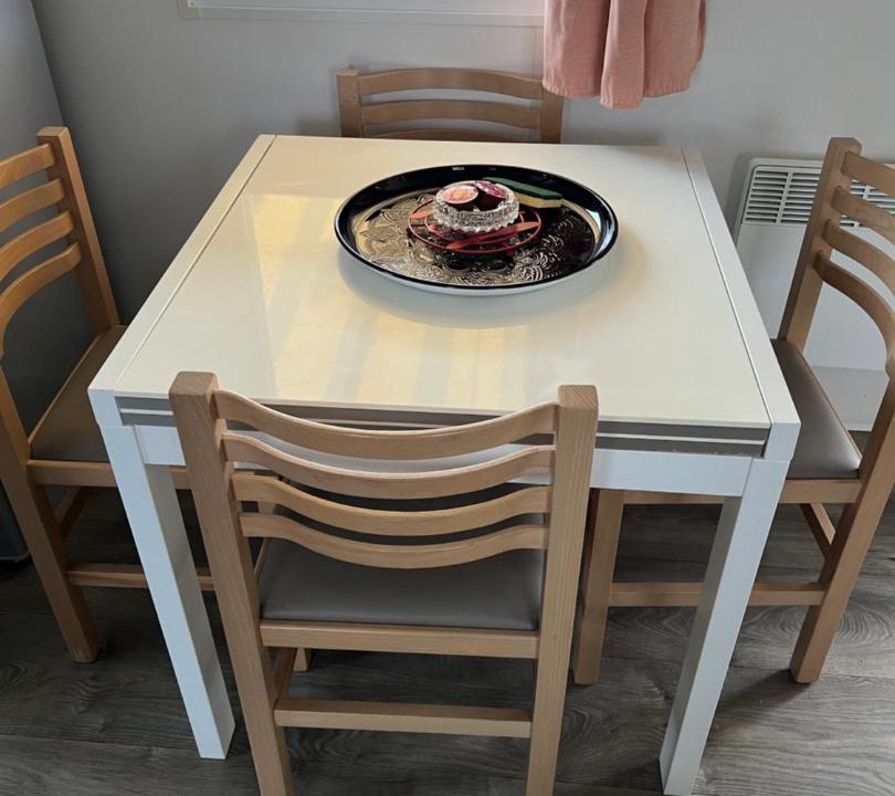 Photo of Others in Litteau