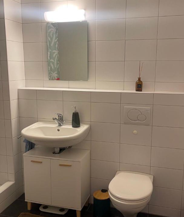 Photo of Bathroom in Arni