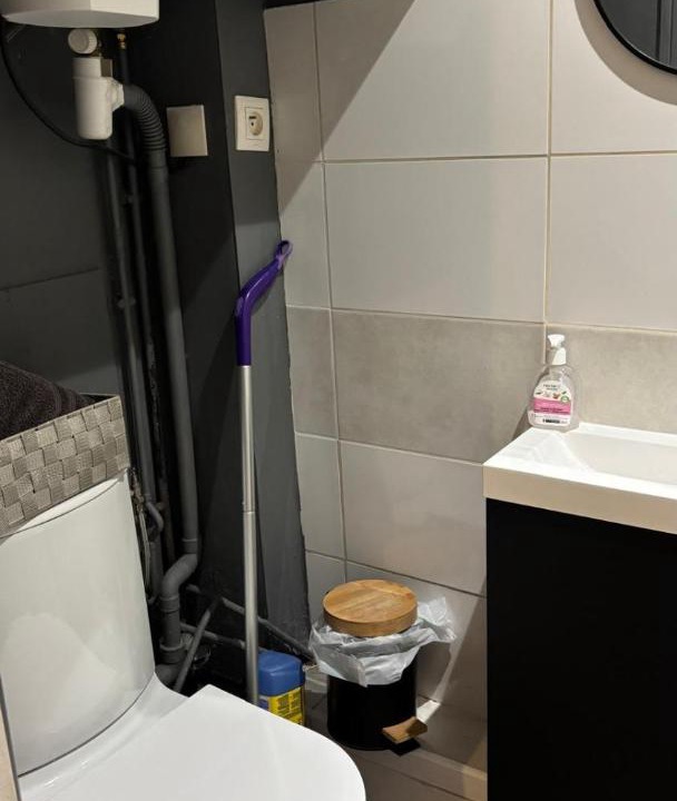 Photo of Bathroom in Elancourt Village