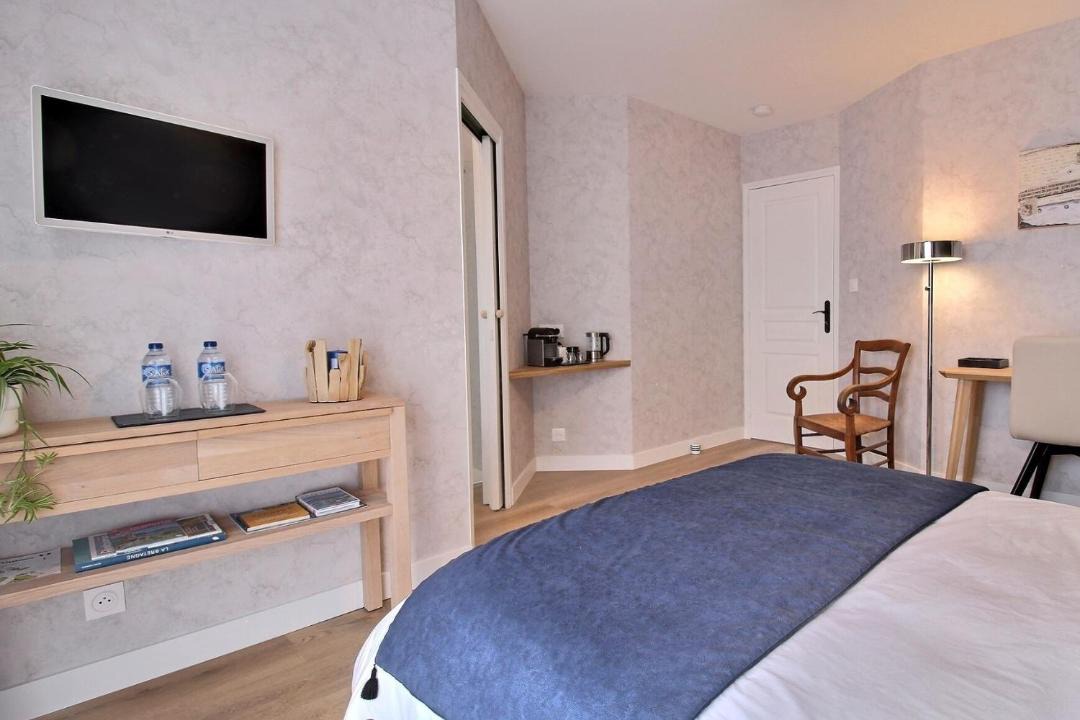Photo of Bedroom in Plescop