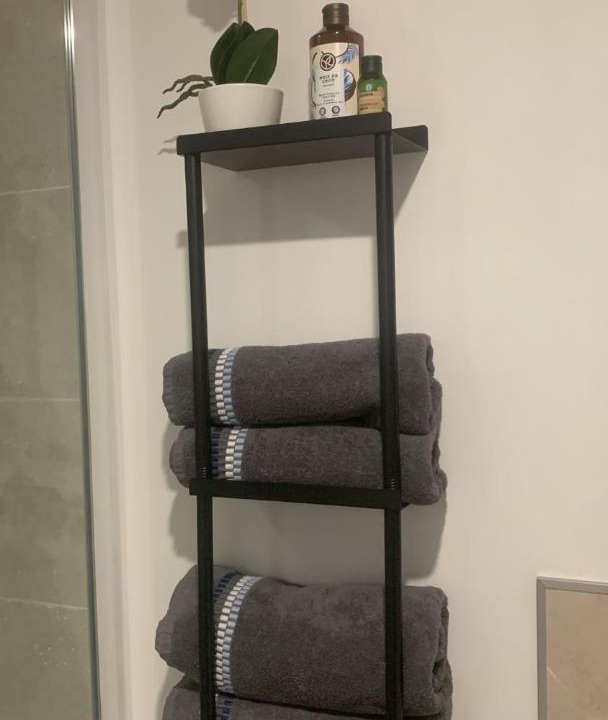 Photo of Bathroom in Lens