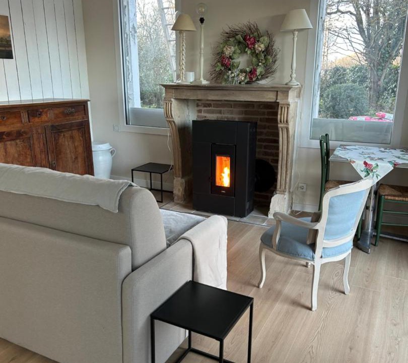 Photo of Livingroom in Saint-Jean-de-Bournay