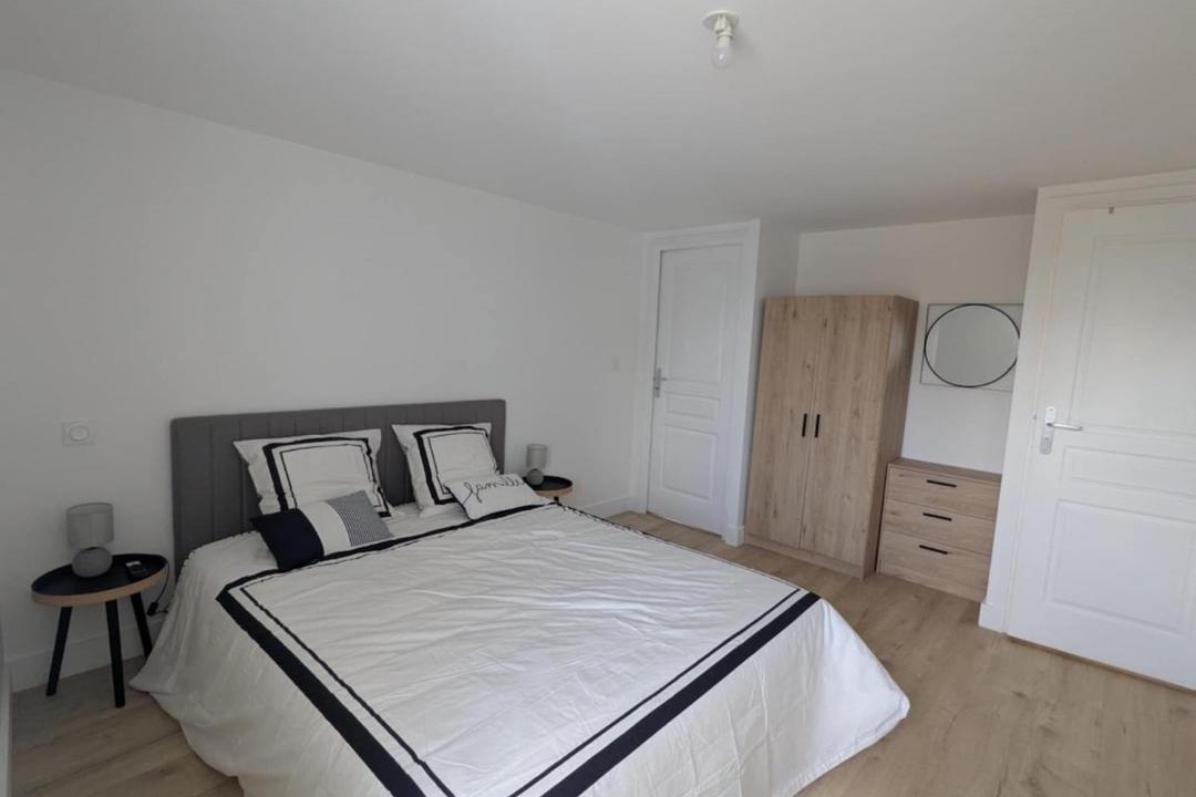 Photo of Bedroom in Saint-Benoit-des-Ondes