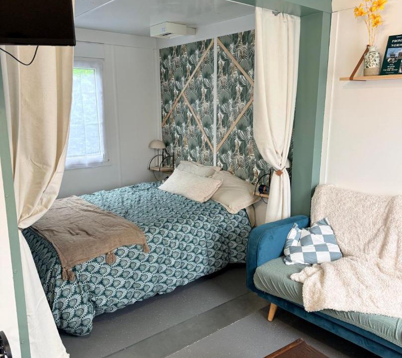 Photo of Bedroom in Le Gast