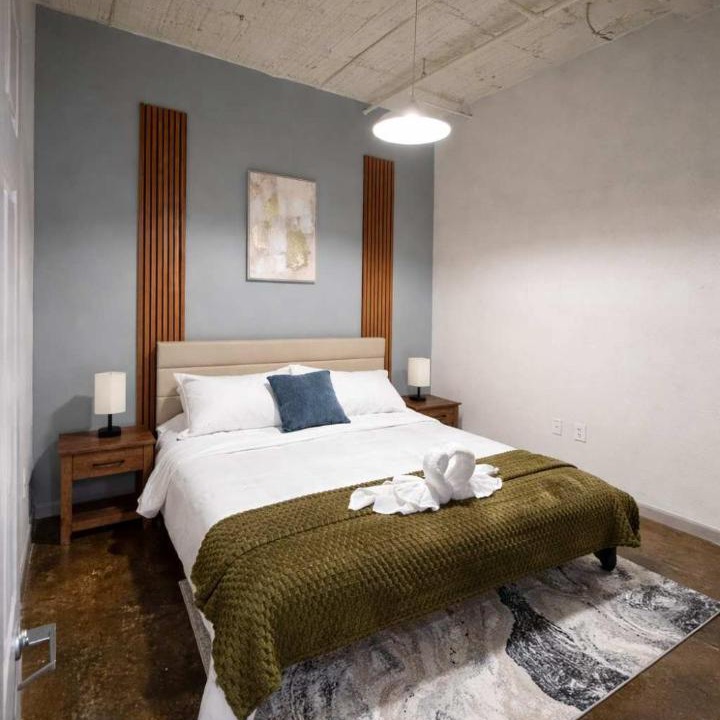 Photo of Bedroom in River Market