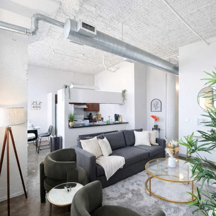 Photo of Livingroom in River Market