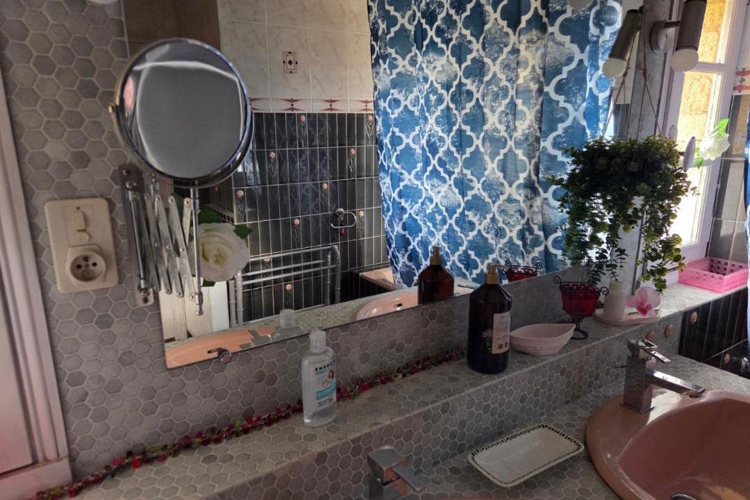 Photo of Others in Couze-et-Saint-Front