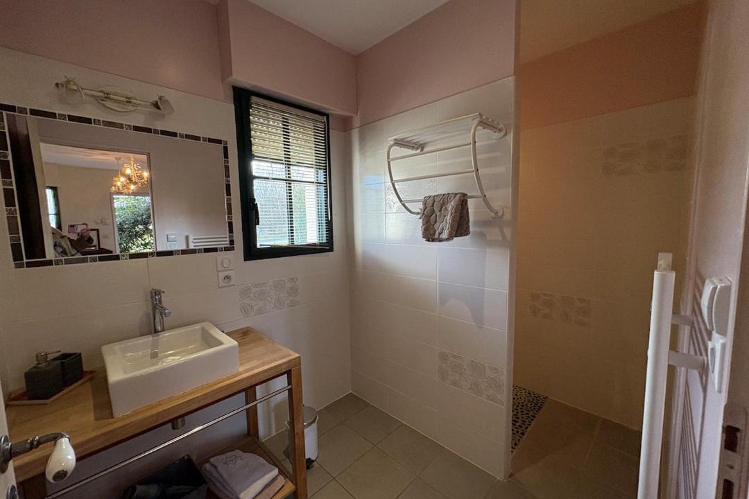 Photo of Bathroom in Fougeres-sur-Bievre