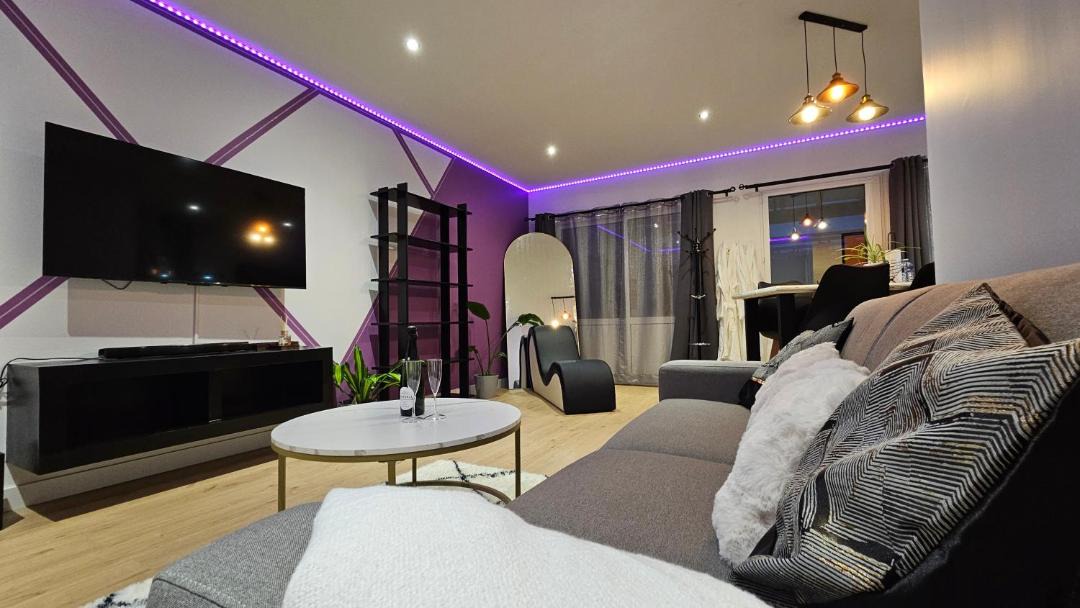 Photo of Livingroom in St-Meme-le-Tenu