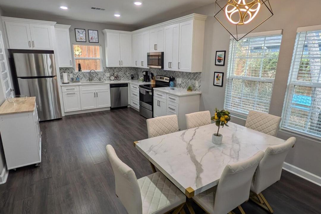 Photo of Kitchen in Canyon Lake