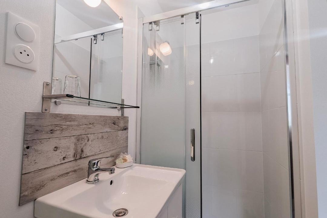 Photo of Bathroom in Vicq-sur-Nahon