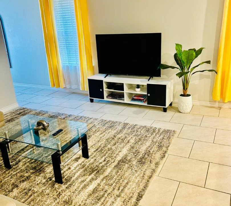 Photo of Livingroom in South Side