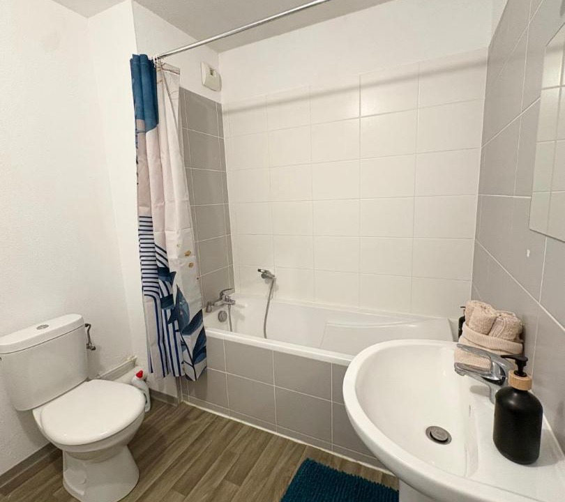 Photo of Others in Montagne Verte