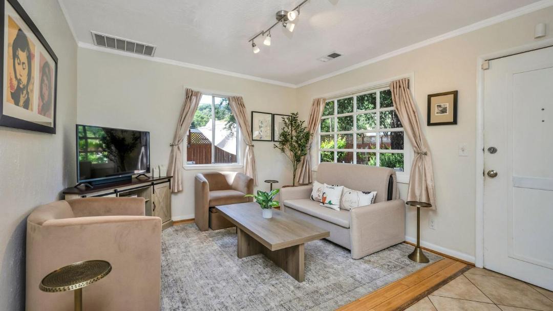 Photo of Others in Glen Ellen