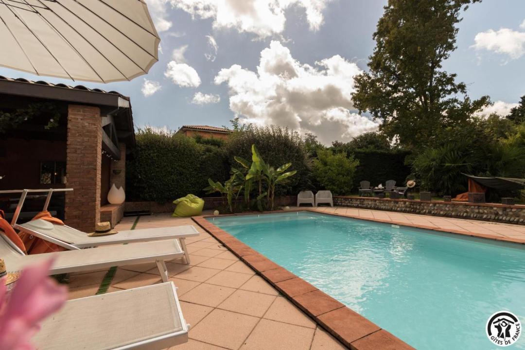 Photo of Others in Pin-Balma